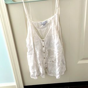 Tank top from buckle